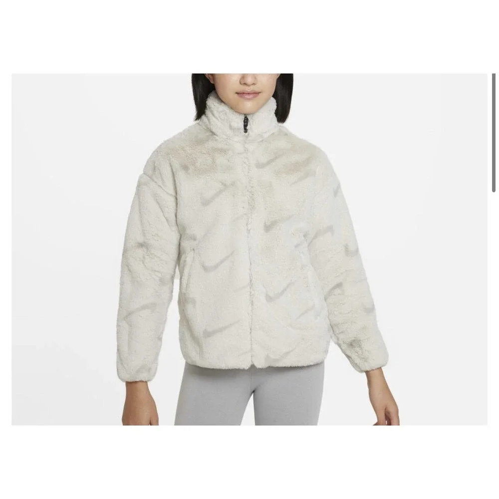 Nike Sports Wear Kids Faux Fleece Check Jacket Size XS‎ Light Bone DV3252-072